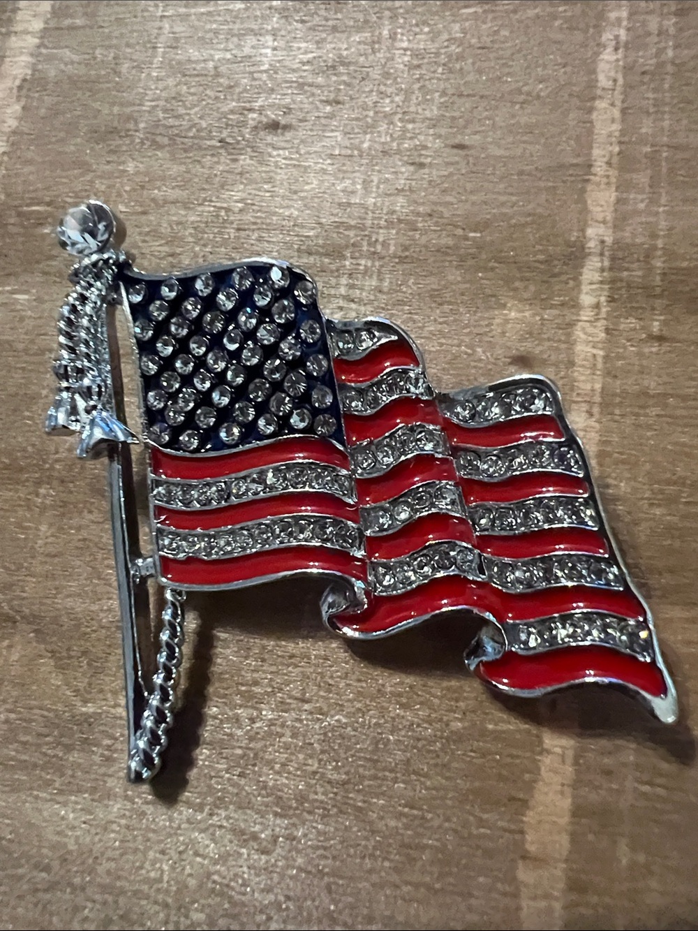 3/$18 Rhinestone American Flag Lapel Pin - Lot 282